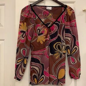 😍 2/$29 Po stretchy meshy top M